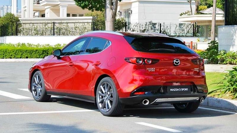 Mazda 3 2022: Giá xe lăn bánh, thông số, khuyến mãi tháng 3/2022