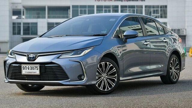 Toyota Corolla Altis 2024