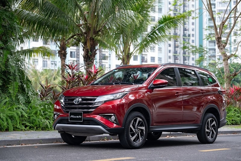 Đánh Giá Chi Tiết Toyota Rush 2024