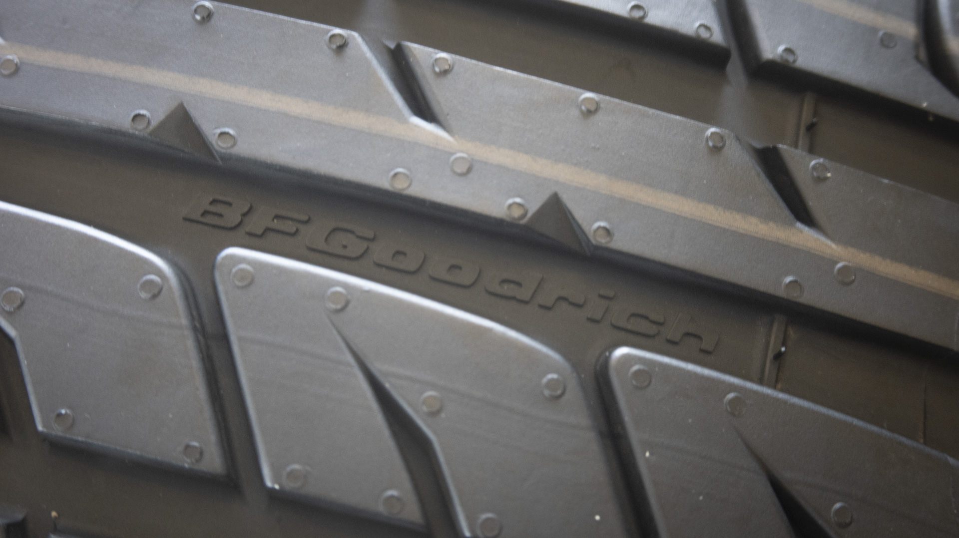 bfg-phenom-e-img_8256 BF Goodrich Phenom tread pattern close-up.