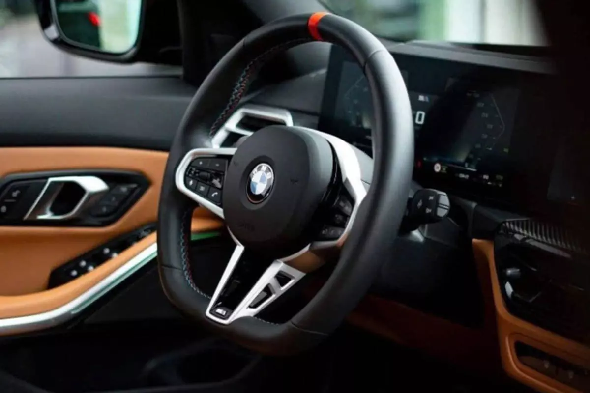 BMW 3 Series 2025 1