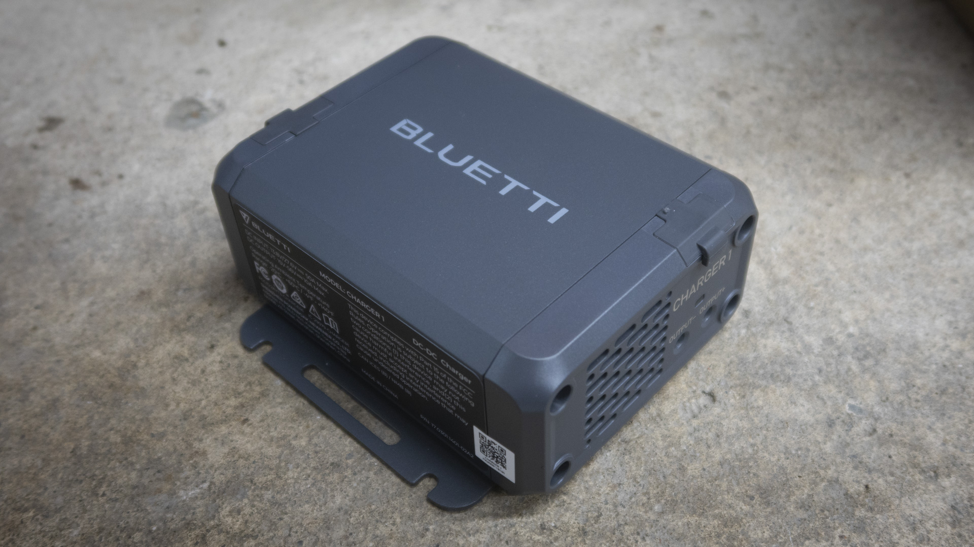 Bluetti Charger 1