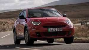 Fiat 600e UK - front cornering