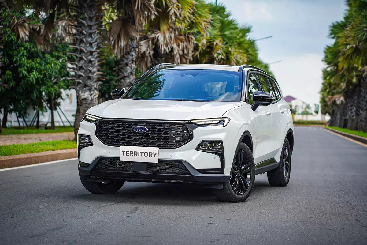 Ford Territory cũng được hãng hỗ trợ 100% lệ phí trước bạ 1