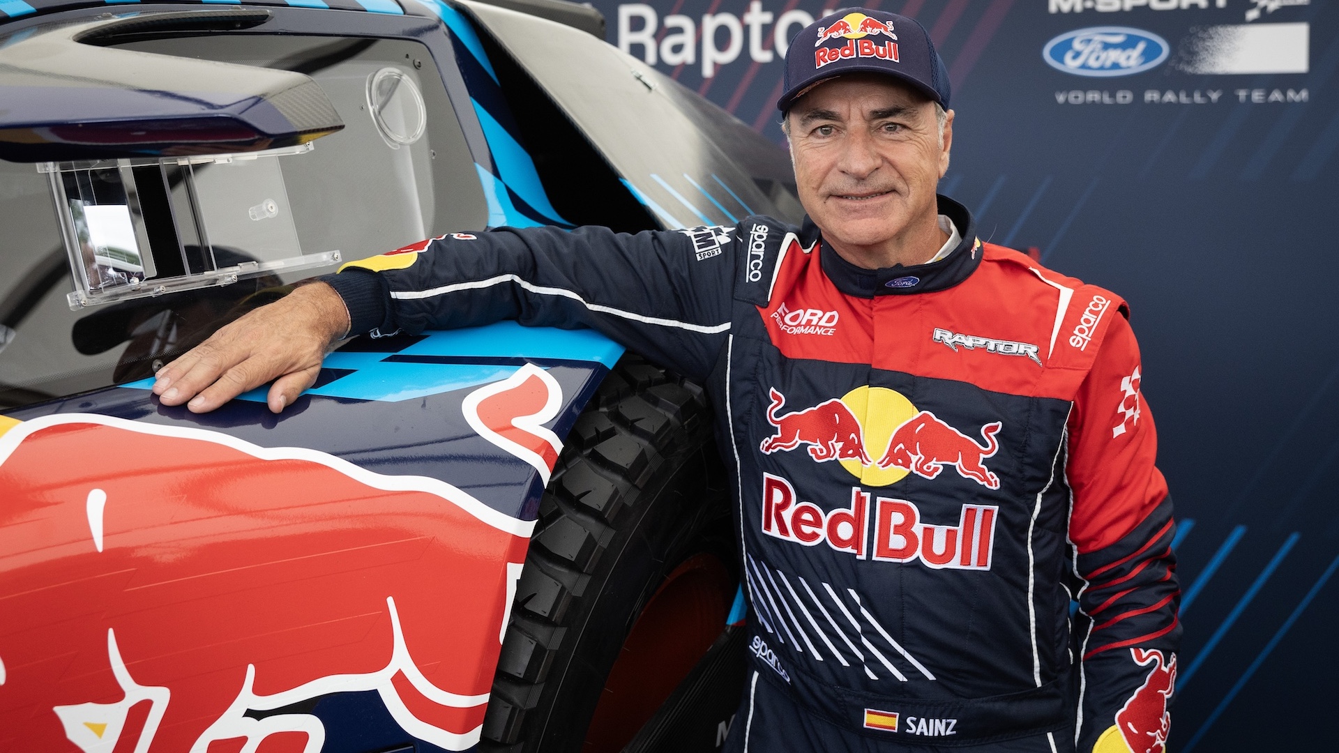 gettyimages-2161808741-1 CHICHESTER, ENGLAND - JULY 12: Carlos Sainz during the Goodwood Festival Of Speed 2024 at Goodwood on July 12, 2024 in Chichester, England. (Photo by Matt Jelonek/Getty Images)