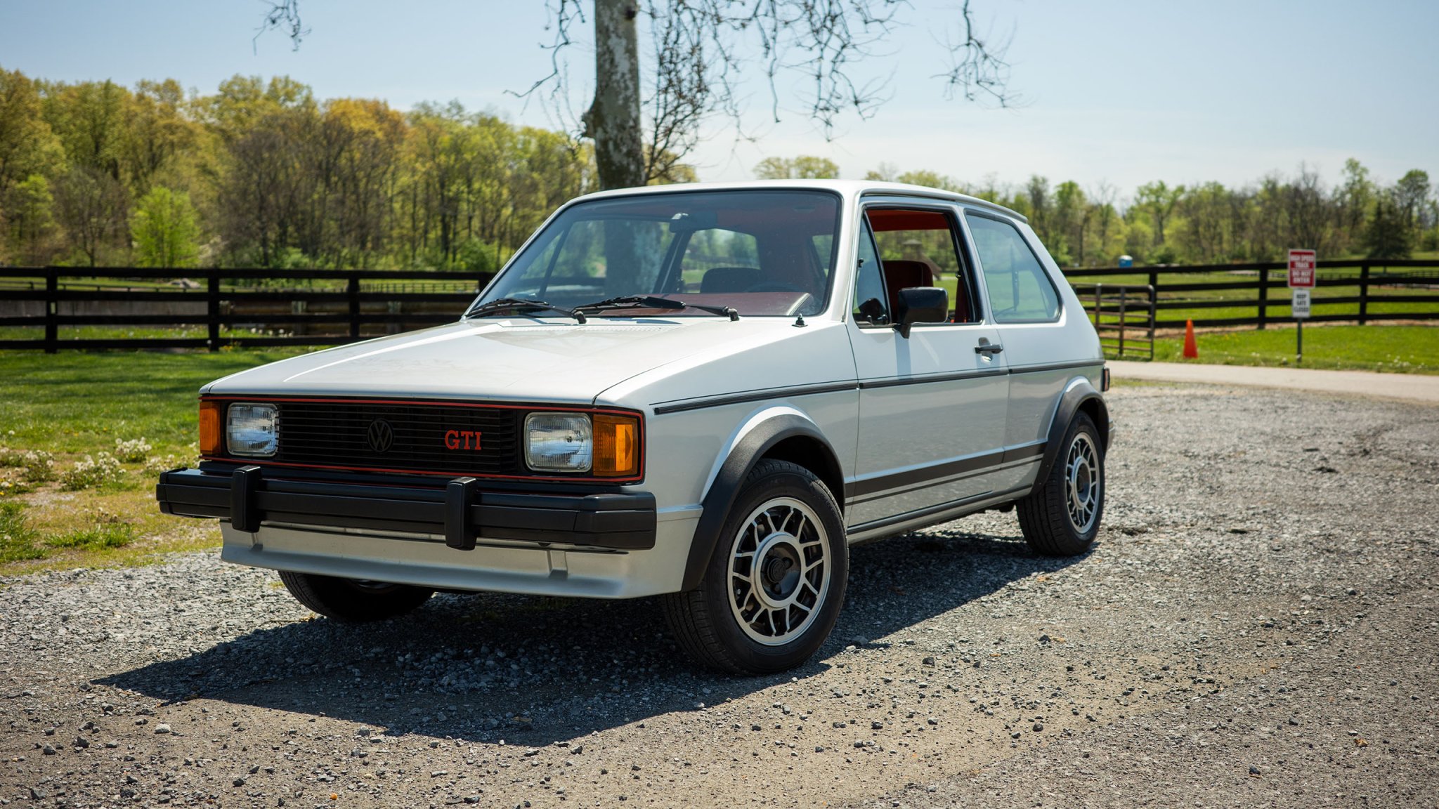 r0001706-1 A Mk 1 VW Rabbit front three-quarter view.