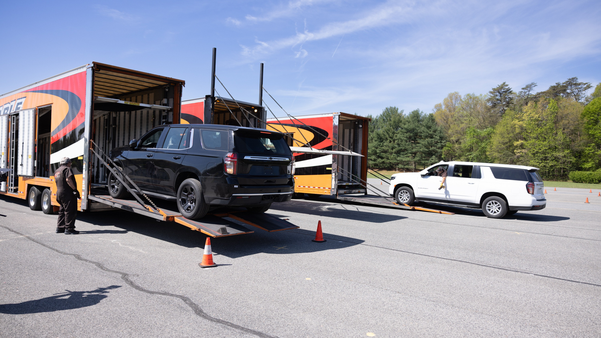 secret-service-training-1 A Chevrolet Tahoe and Suburban being unloaded for Secret Service training