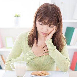 Mẹ bầu ốm nghén uống sữa bầu nào để bổ sung dưỡng chất? Hướng dẫn lựa chọn phù hợp