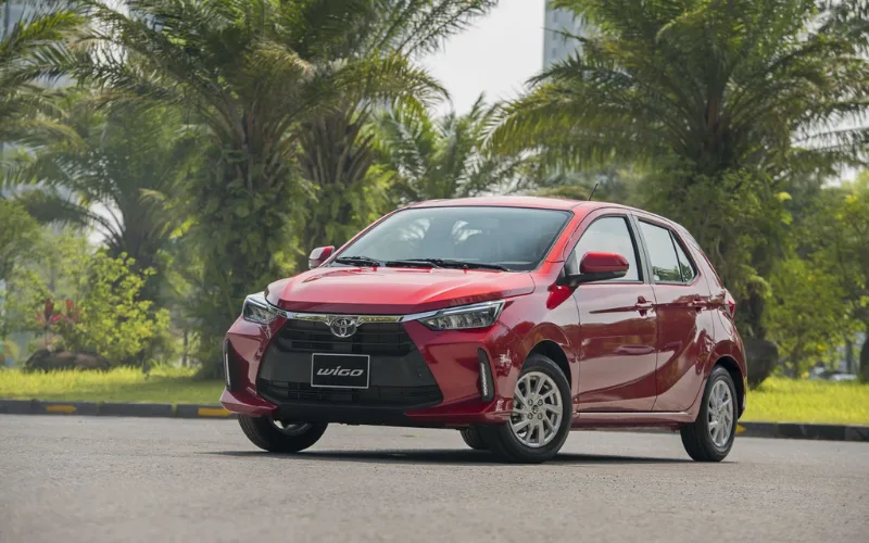 xe-o-to-cho-nu-di-4-png Toyota Wigo là một lựa chọn thực dụng và kinh tế cho những ai tìm kiếm một chiếc xe ô tô nhỏ gọn cho nữ đi