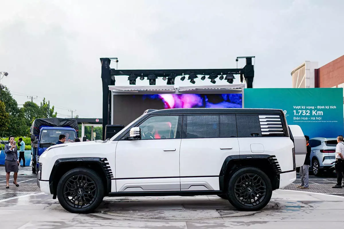 BYD Yangwang U8 1