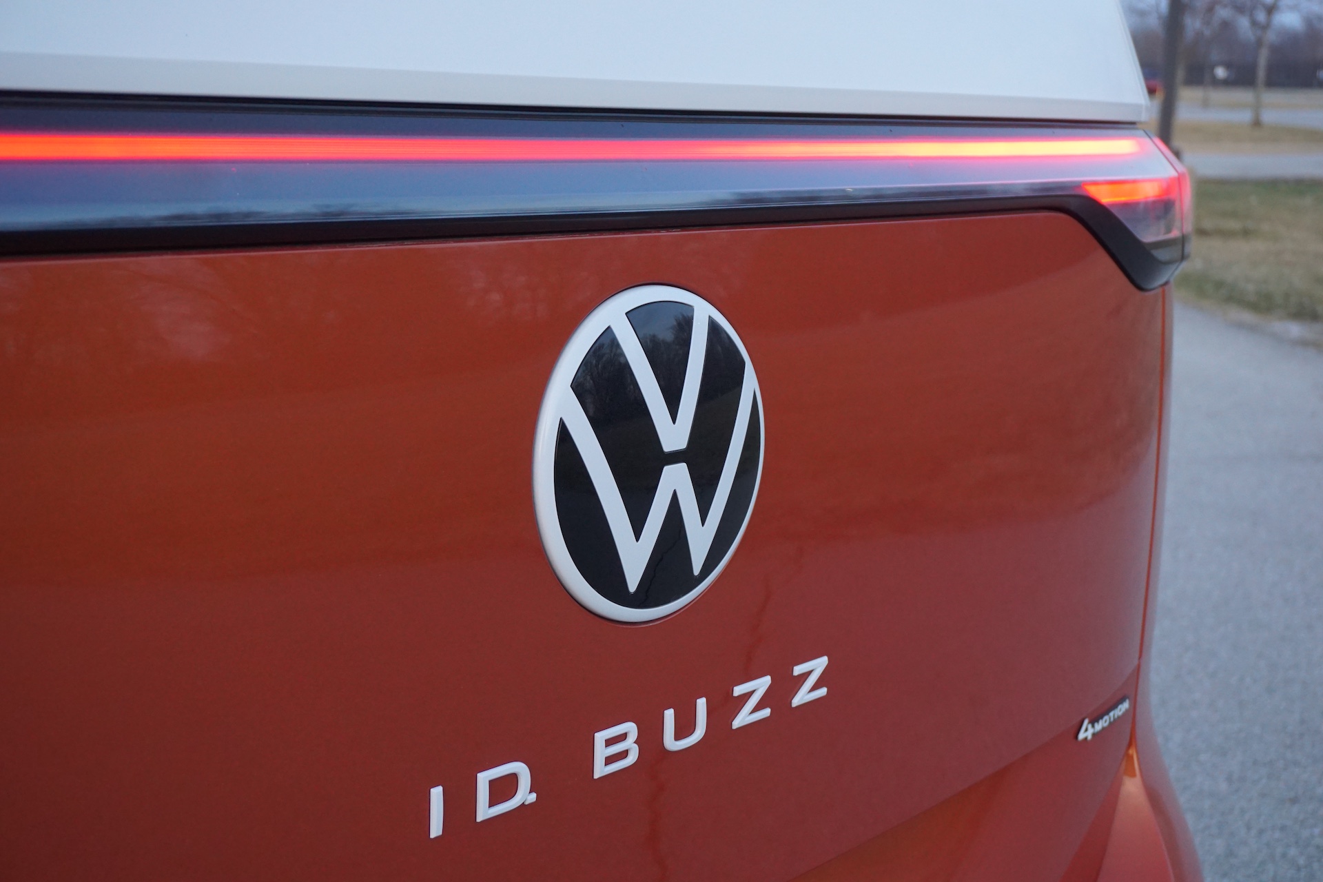 2025-vw-id-buzz-review-jerry-perez-5