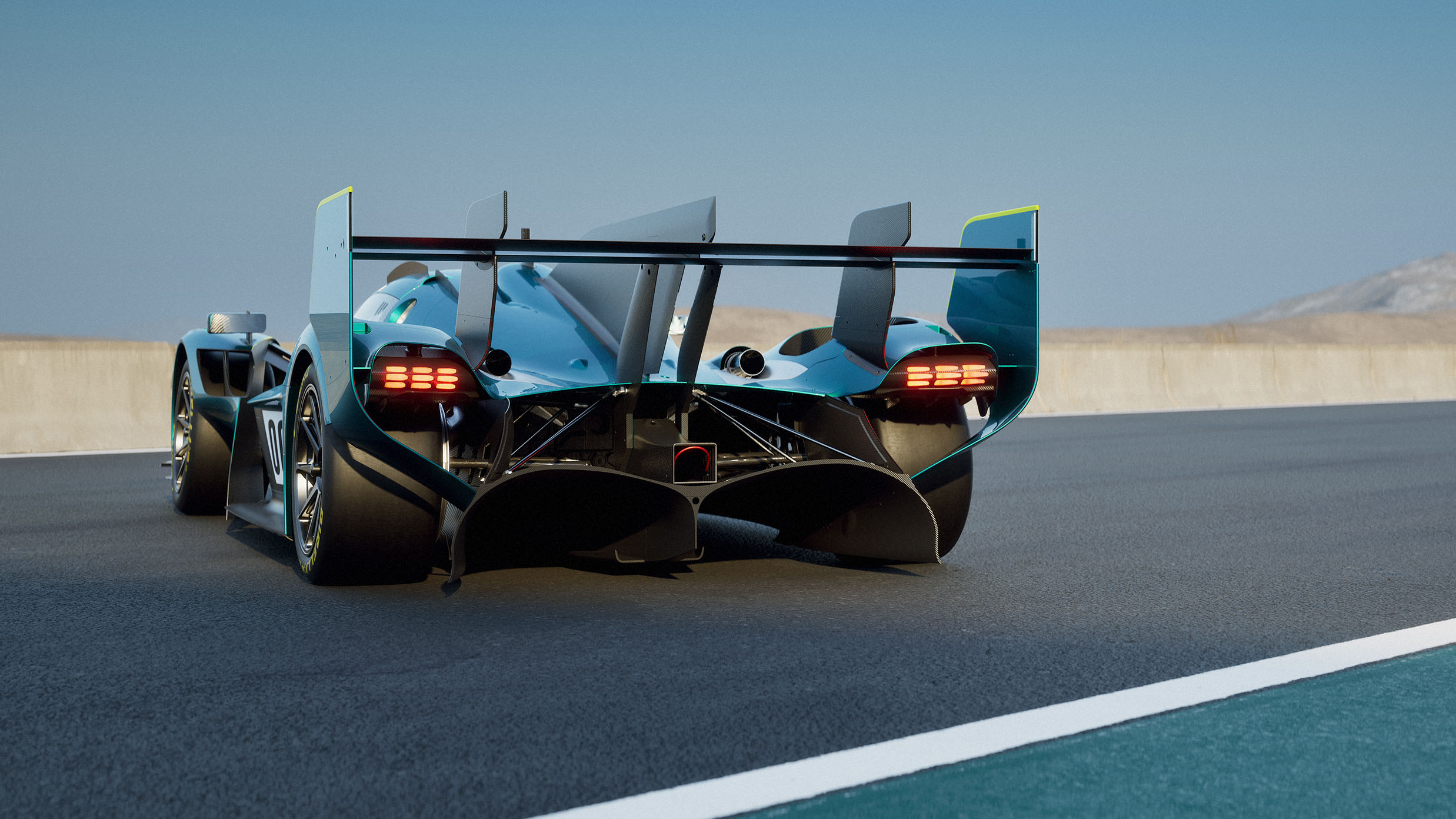Aston Martin Valkyrie LM