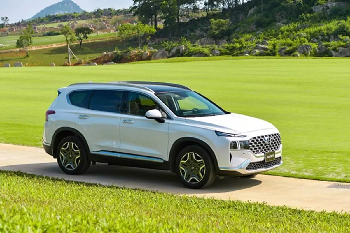 Xe động cơ diesel cần thay dầu thường xuyên hơn xe xăng. 1