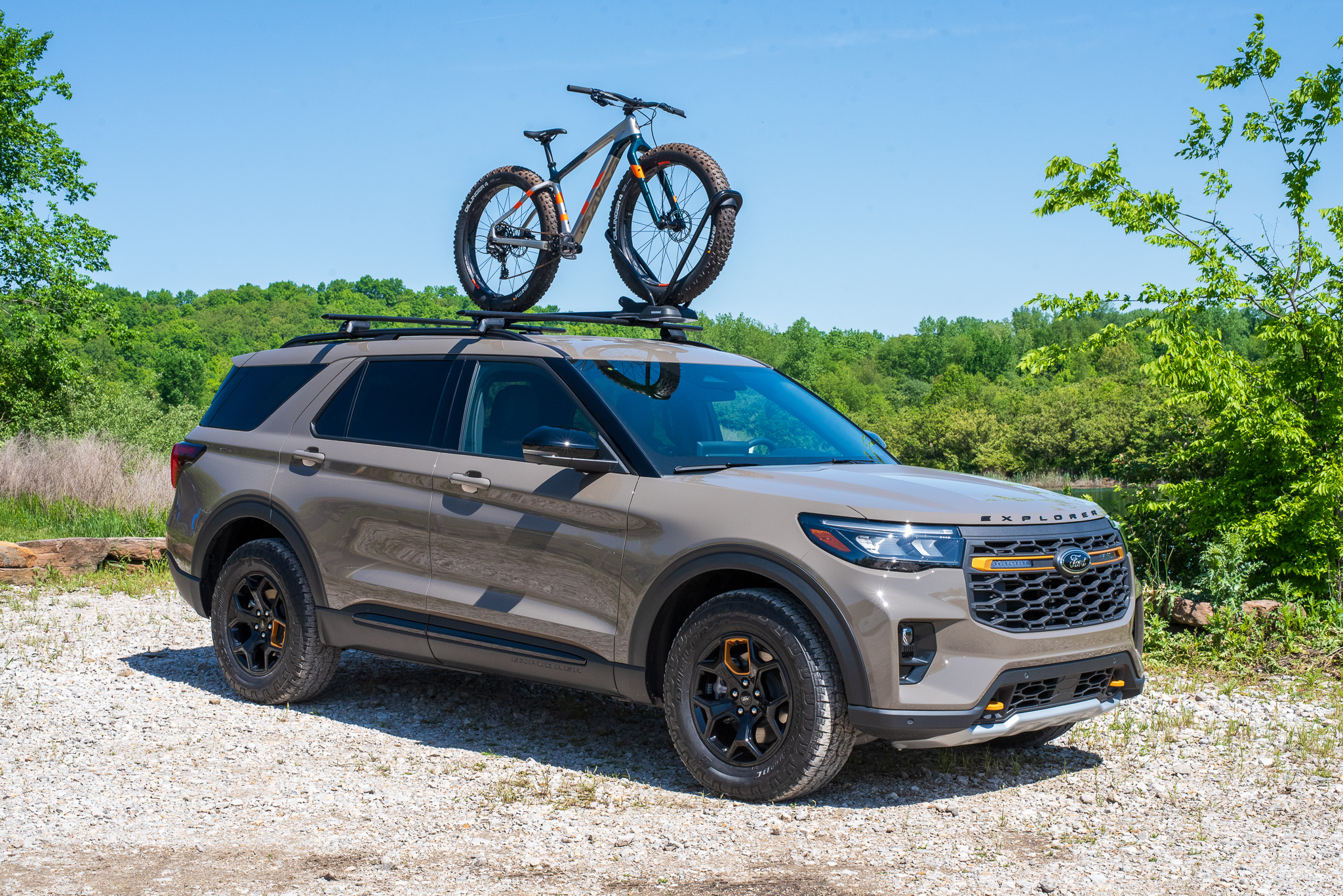 brj0116 Ford Explorer Tremor