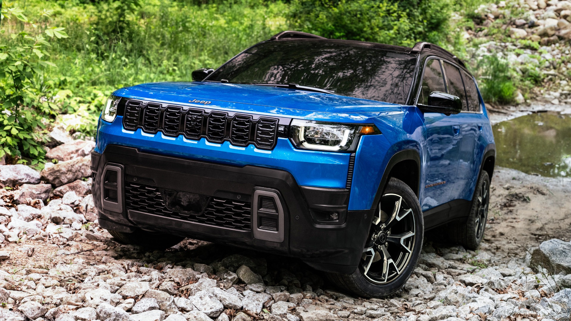bu025_064ev-3 Next-gen Jeep Cherokee