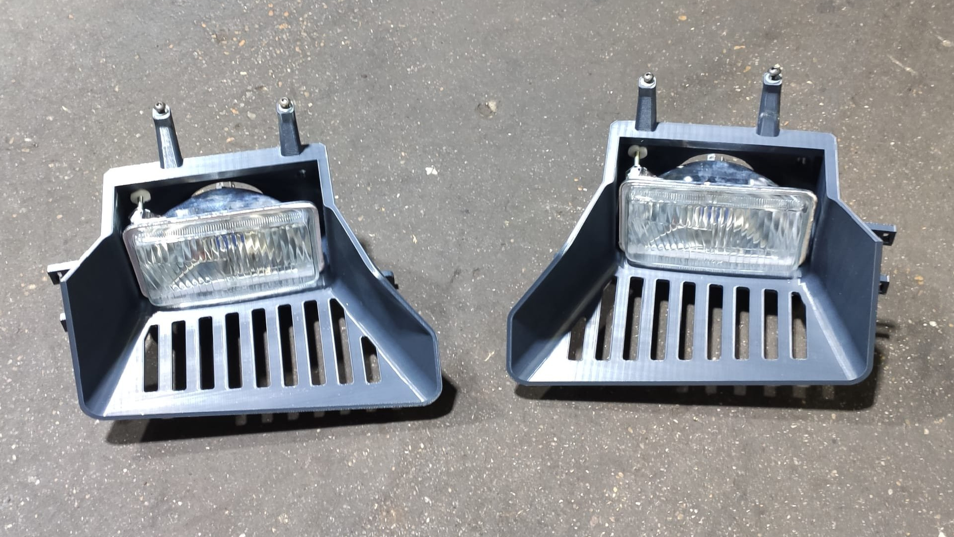 bwb-crx-lights2 Honda CRX headlight shrouds, made with careful scanning and 3D printing.