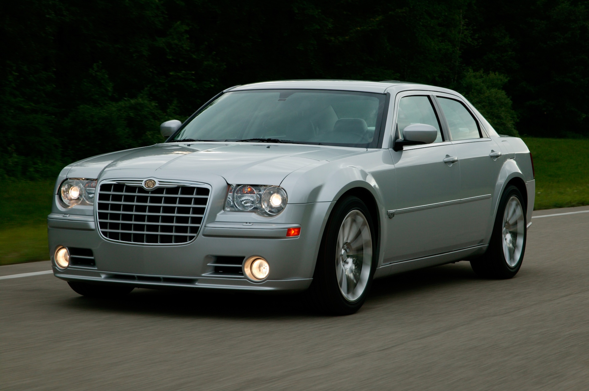 c2006_018highuse 2006 Chrysler 300 SRT8