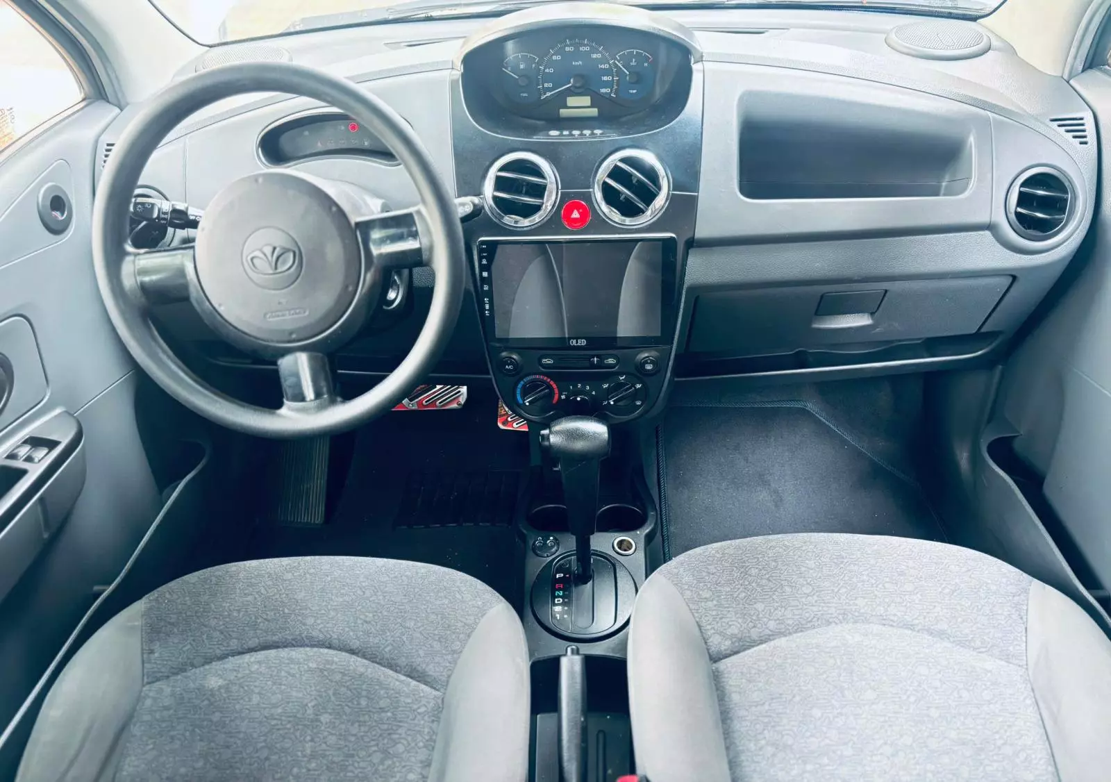 Nội thất Daewoo Matiz cách âm không tốt. 1