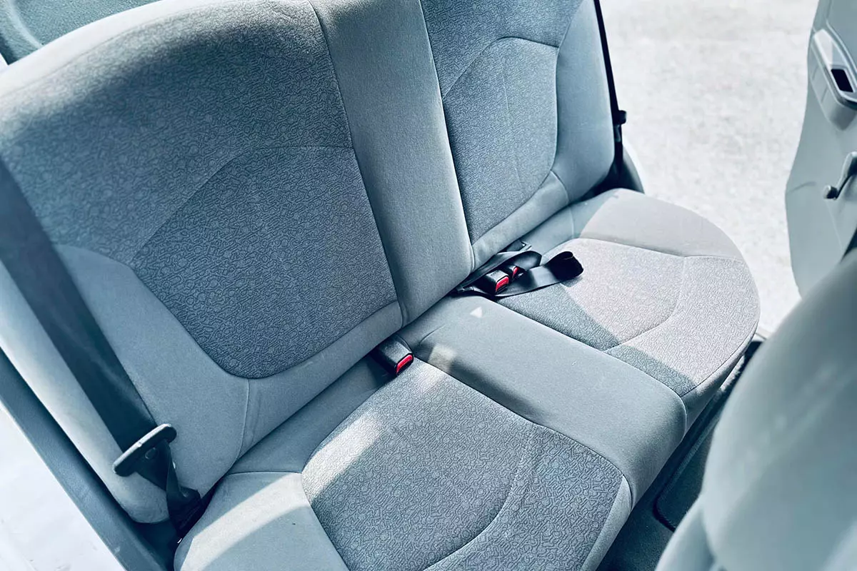 Hàng ghế sau trên xe Daewoo Matiz a2