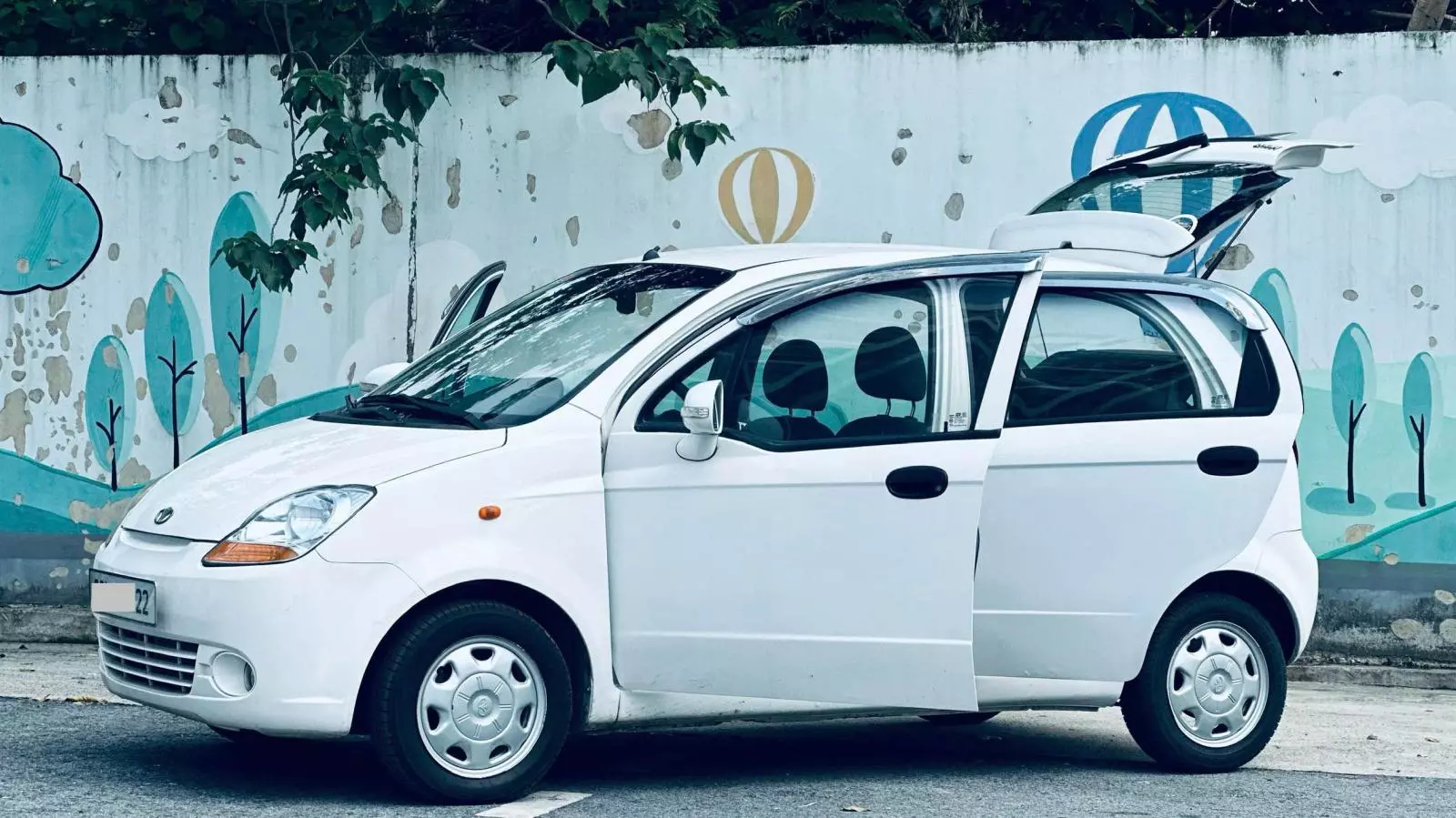 Daewoo Matiz có kích thước nhỏ gọn, có thể luồn lách linh hoạt trong nội đô đông đúc. 1