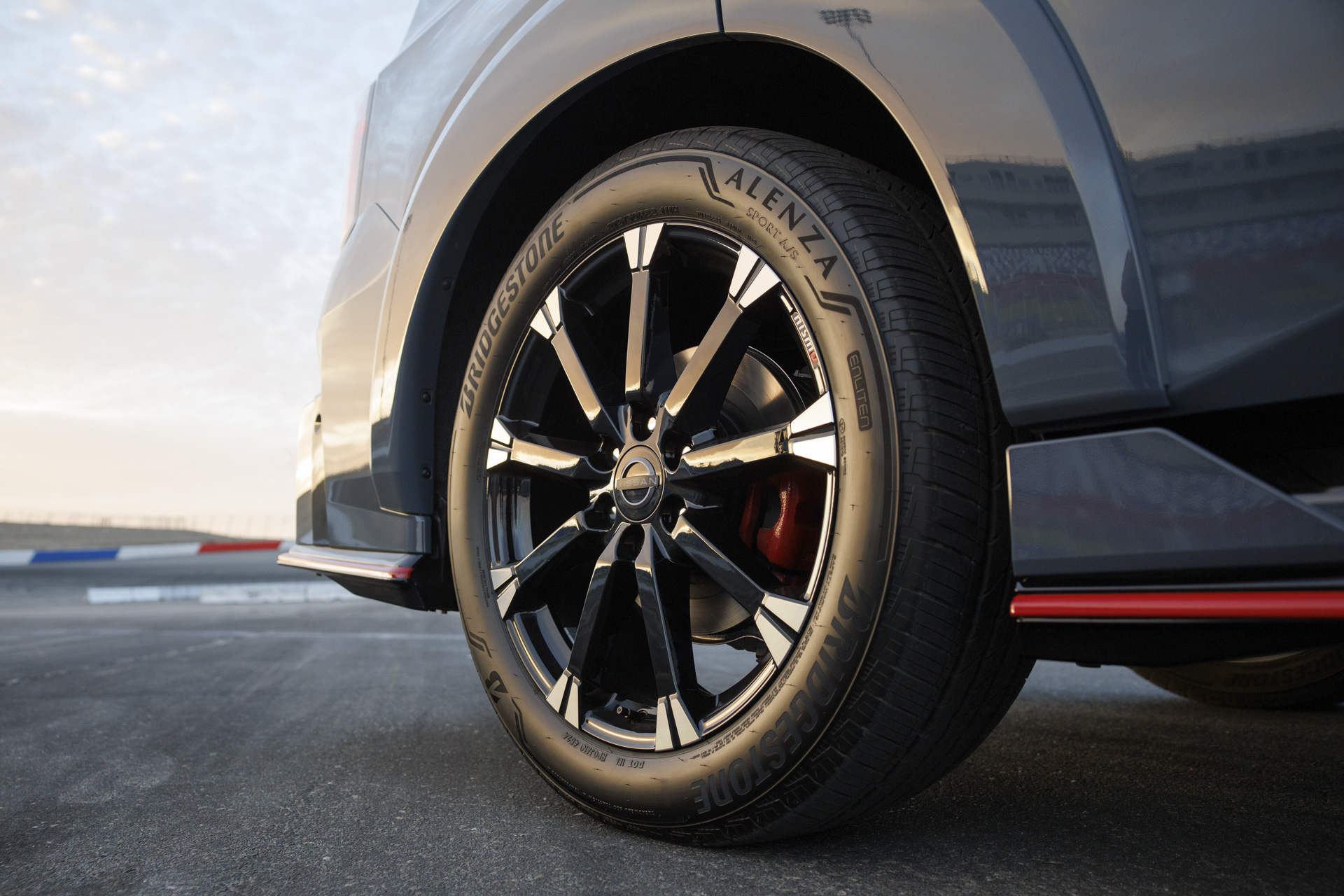 Nissan Armada Nismo exterior detail.