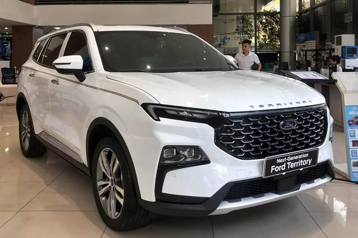 Đua giá với Mazda CX-5, Ford Territory giảm còn 683 triệu đồng tại đại lý 1