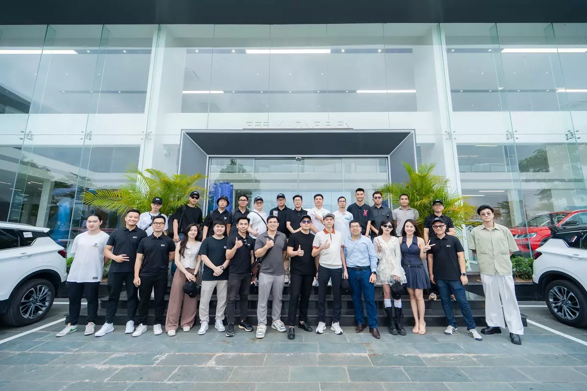 trải nghiệm Geely Coolray2.