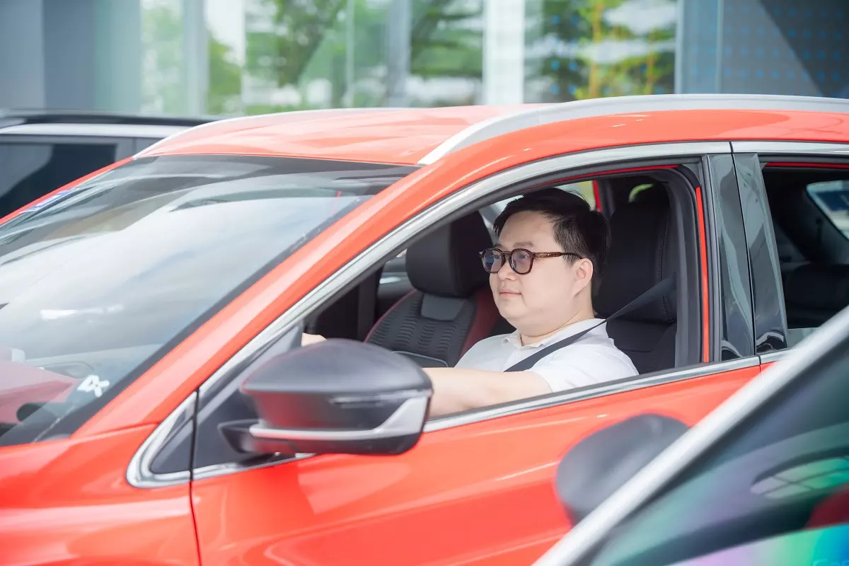 Người tham gia được trải nghiệm lái thử thực tế, không chỉ nghe quảng cáo.