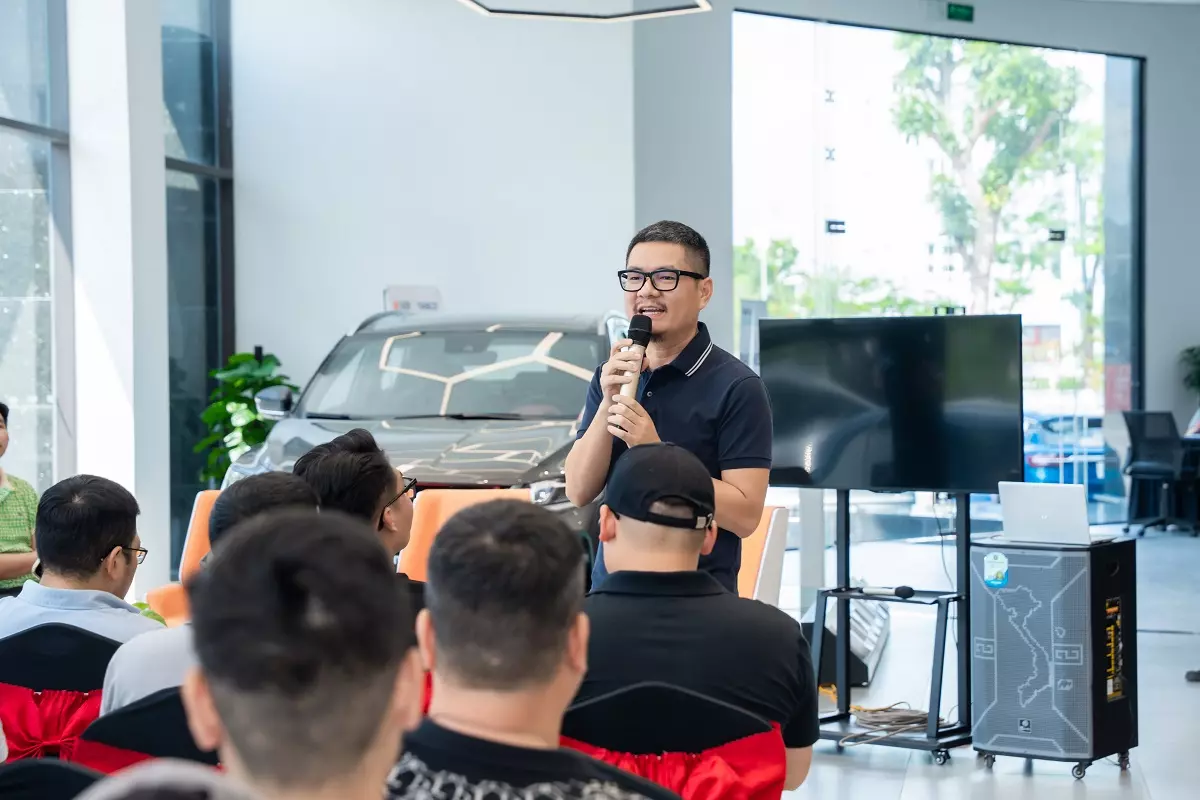 Dàn creator đình đám từ nhiều lĩnh vực khác nhau cùng tham gia sự kiện.