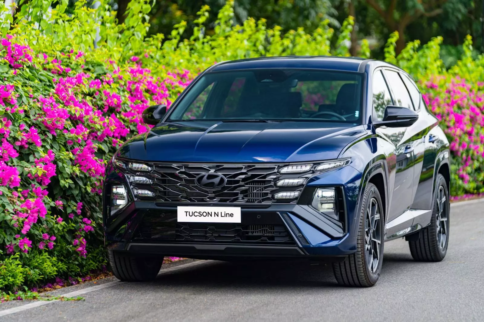 Hyundai Tucson N Line chính thức có mặt tại Việt Nam: Phiên bản thể thao với giá 989 triệu đồng.