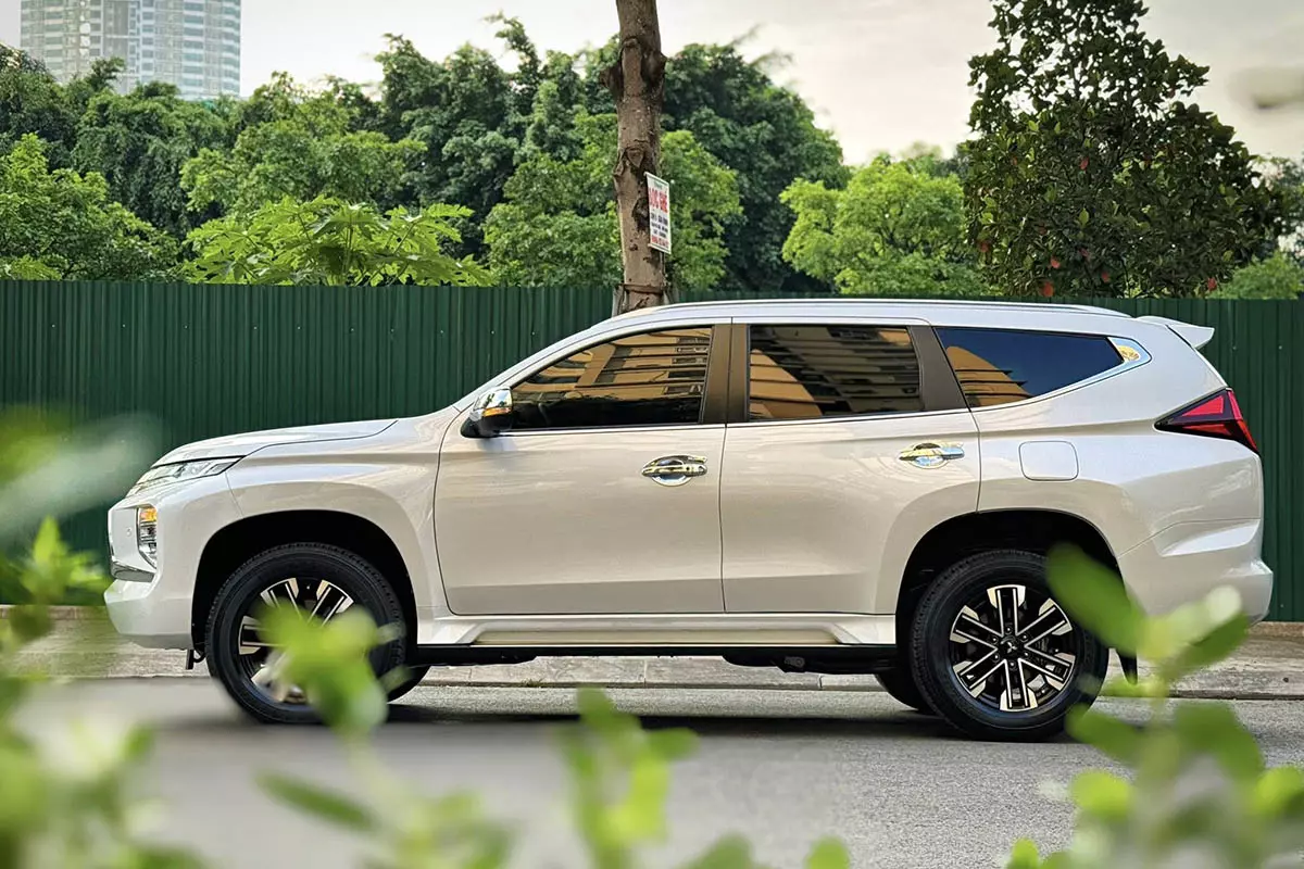 Mitsubishi Pajero Sport chỉ tập trung vào bản máy dầu số tự động 4x2 AT và 4x4 AT 1