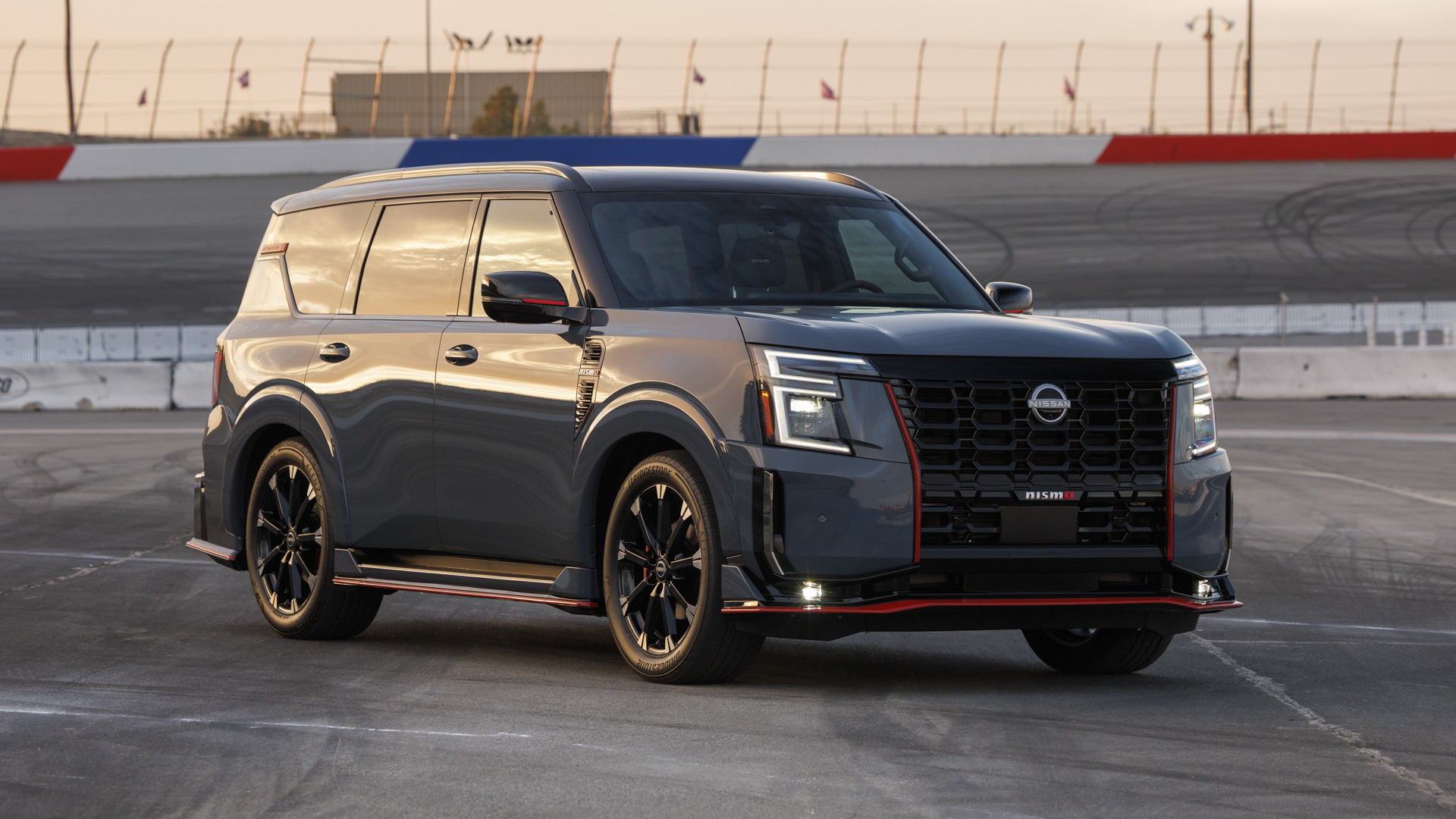nismo-hero-2026-nissan-armada-nismo-1-1 Nissan Armada NISMO with a cool sunset background