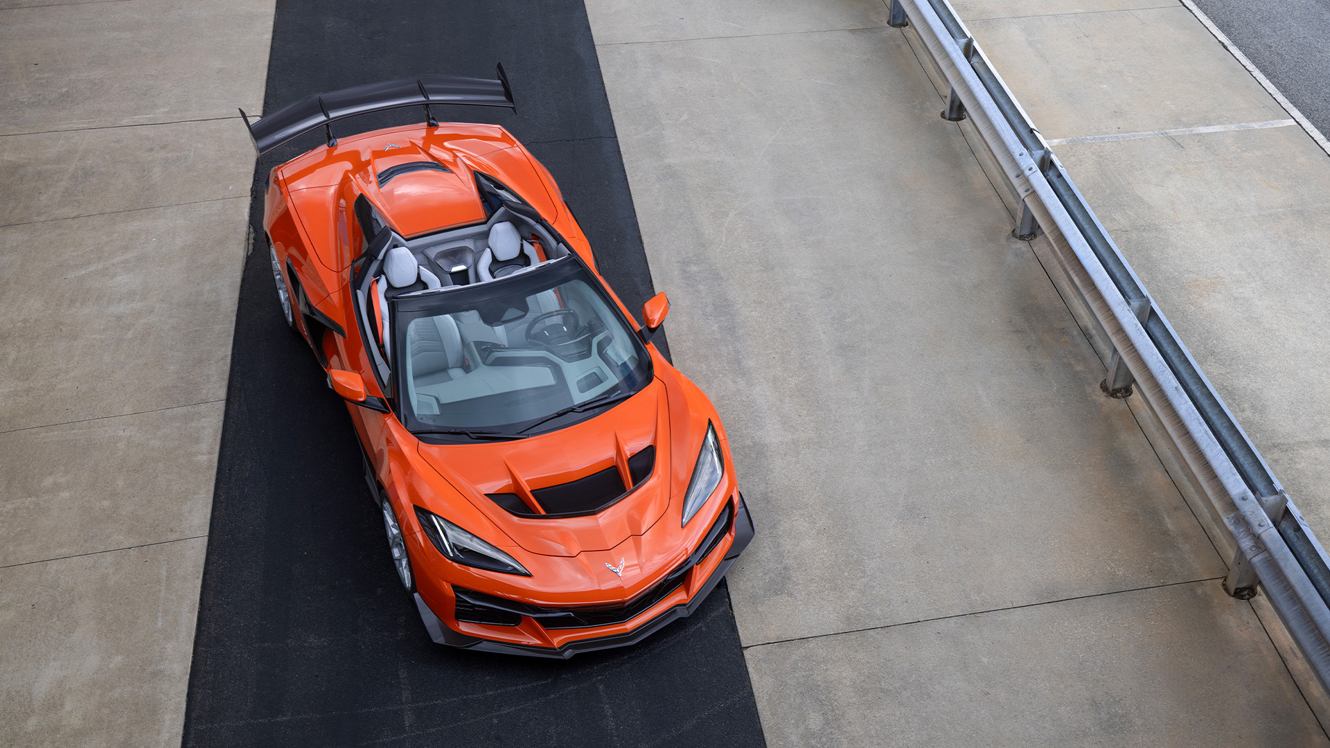 peak-corvette-hero-1-1 Chevrolet Corvette ZR1X sits parked.