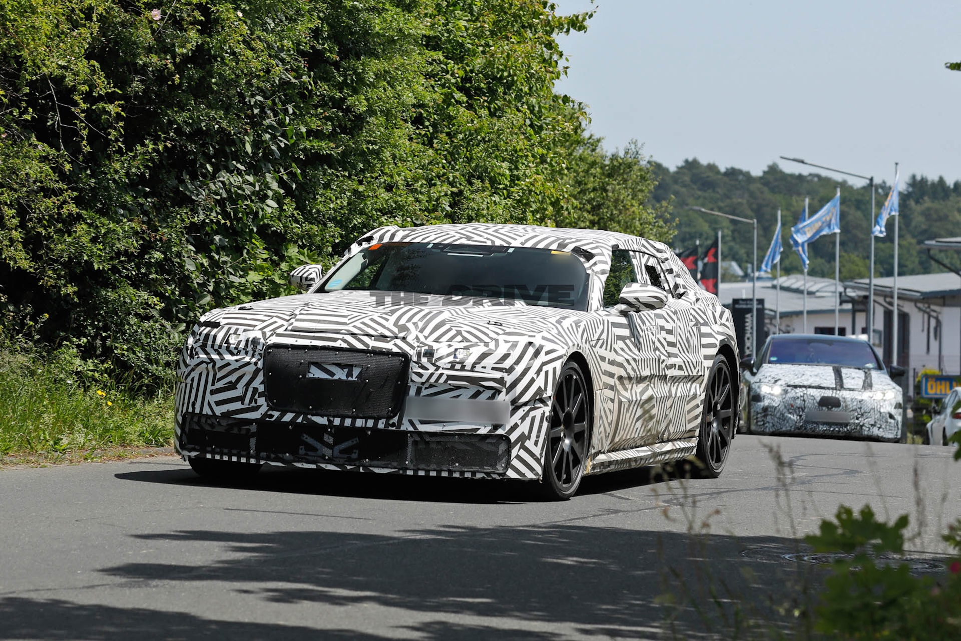 sb16470-1 2027 Jaguar EV Type 00 spy shots