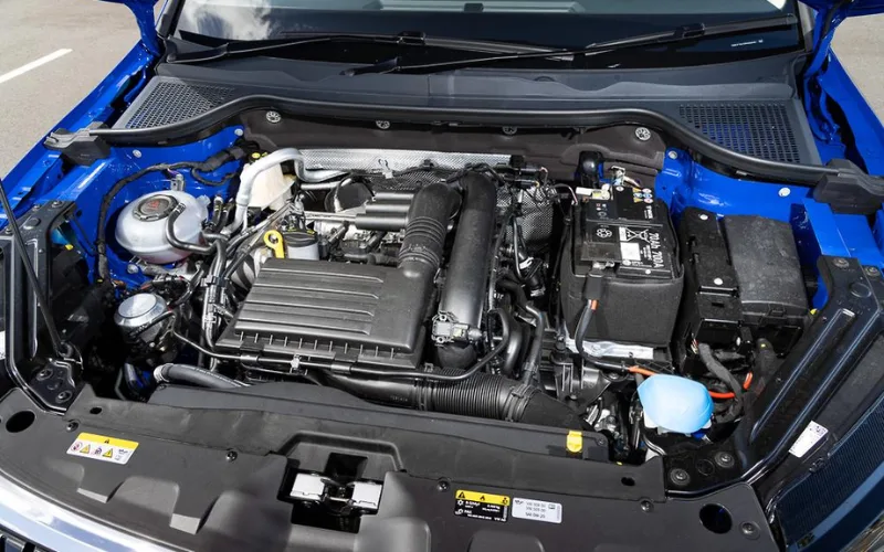 skoda-karoq-2025-12-png Skoda Karoq 2025 sẽ chỉ trang bị duy nhất động cơ xăng 1.4 TSI Turbo