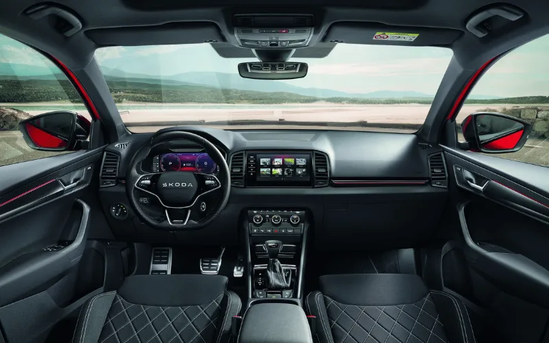skoda-karoq-2025-6-png Khoang nội thất Skoda Karoq 2025