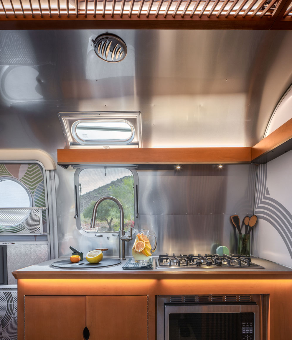 u1 Airstream Frank Lloyd Wright interior images.