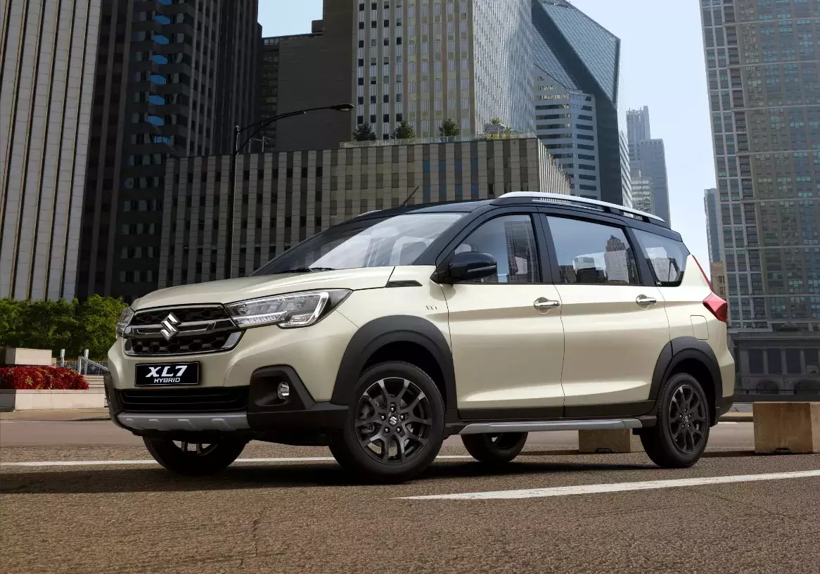 Suzuki XL 7 Hybrid