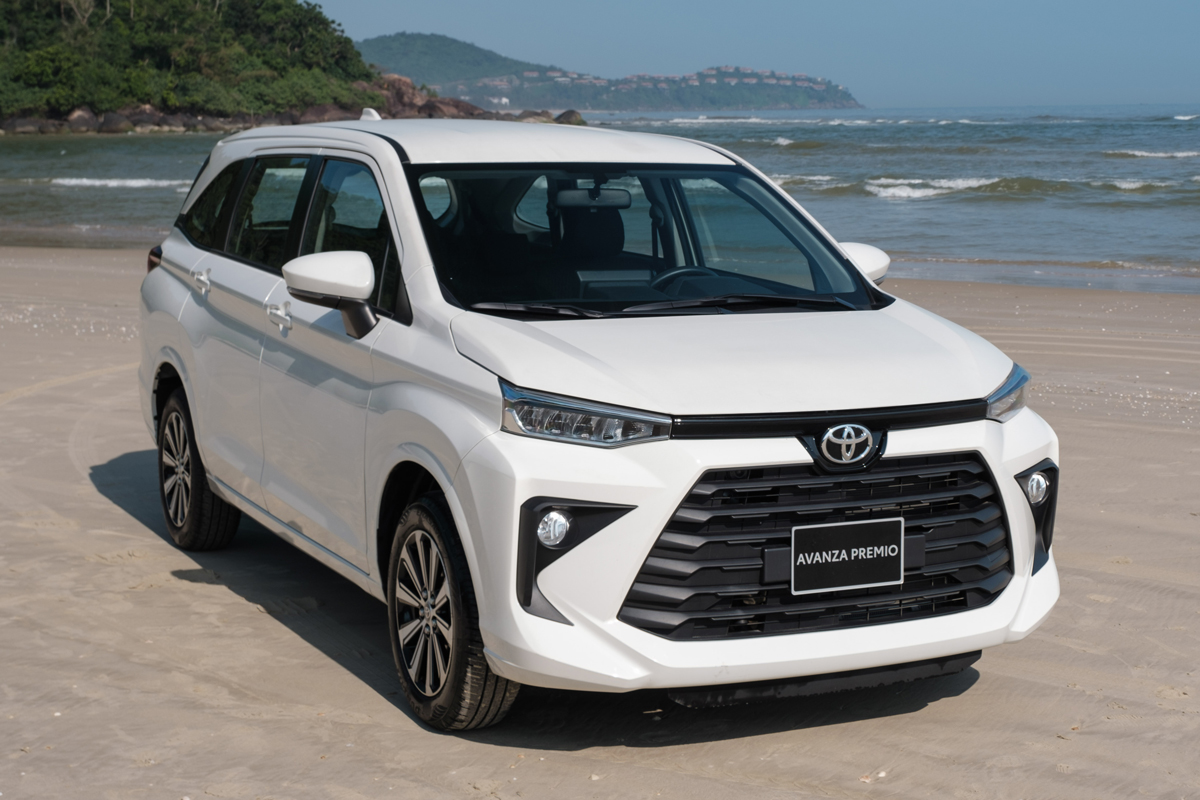 Đầu xe Toyota Avanza 2022.