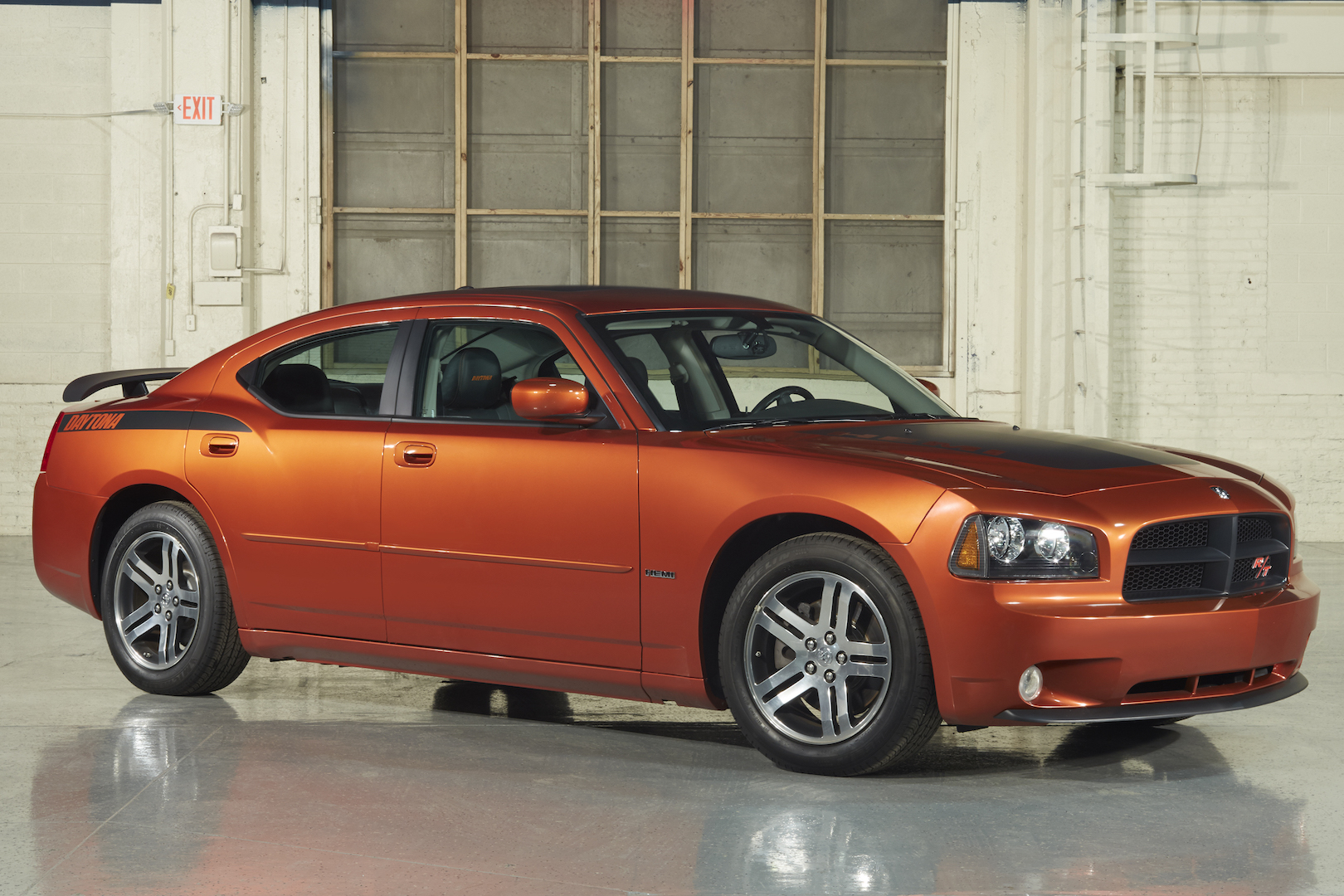 hs006_008dg 2006 Dodge Charger Daytona