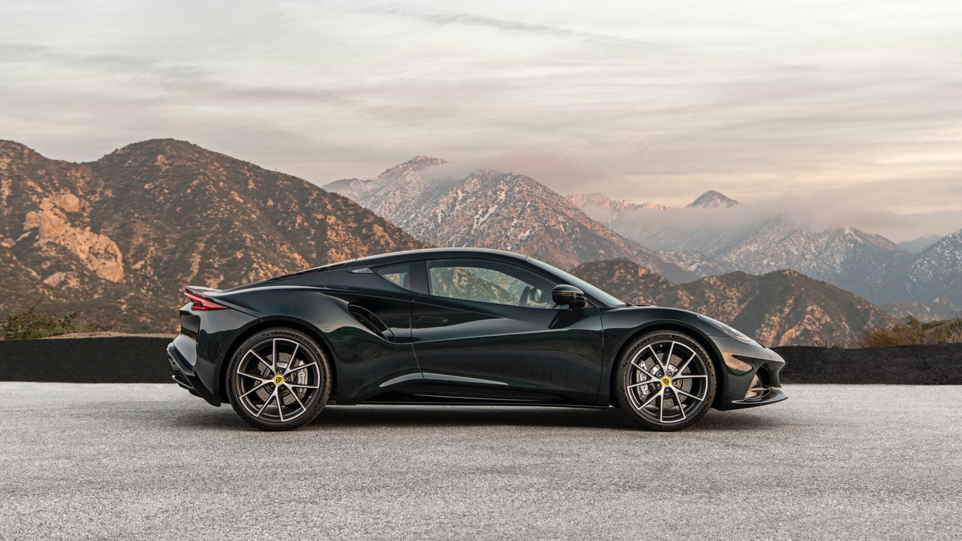 lotus-emira-1